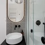 Апартаменты Old Town Modern Studio *